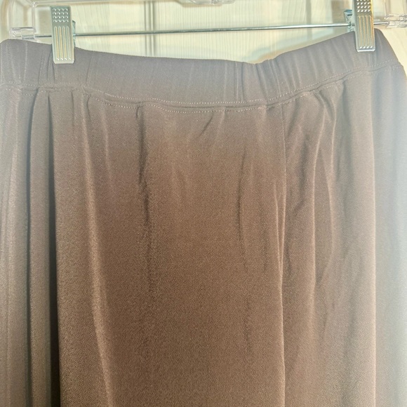 NWOT. SIMONTON SAYS 2X dark brown pants with elastic waist band. Pull on pants - Picture 8 of 10